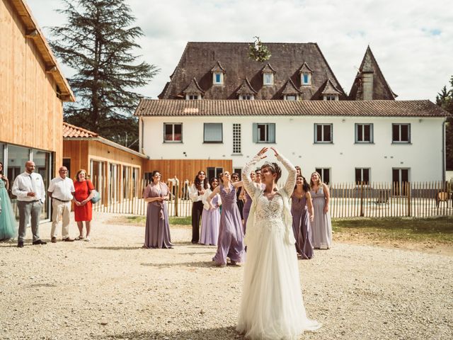 Le mariage de Mathieu et Céline à Antonne-et-Trigonant, Dordogne 77