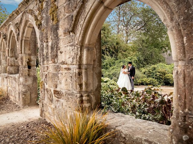 Le mariage de Carl et Elvène à Josselin, Morbihan 27