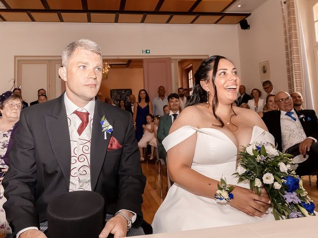 Le mariage de Carl et Elvène à Josselin, Morbihan 42