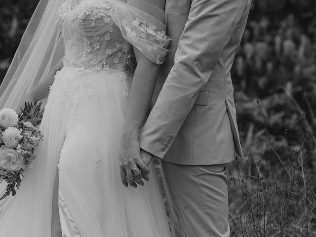 Le mariage de Kevin et Elina à Villeneuve-les-Avignon, Gard 6
