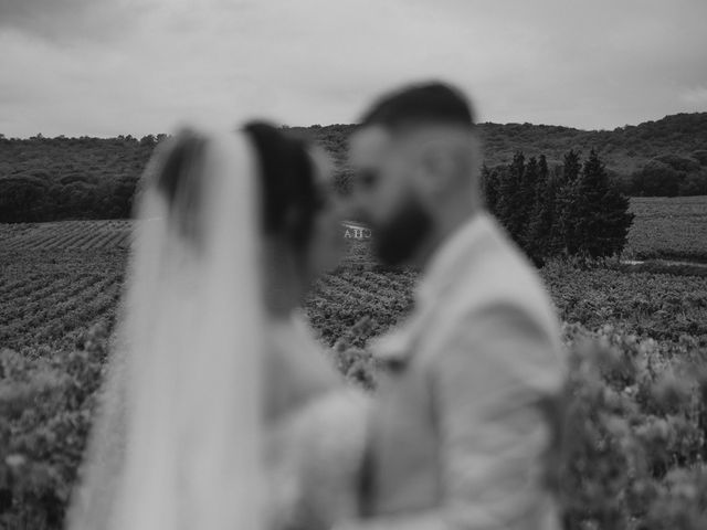 Le mariage de Kevin et Elina à Villeneuve-les-Avignon, Gard 91