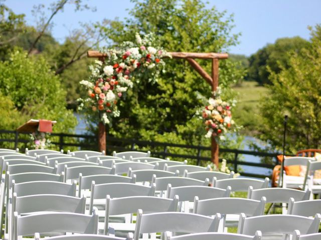 Le mariage de Valentin et Marion à Caen, Calvados 2