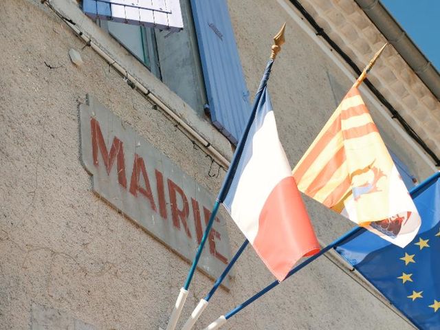 Le mariage de Mickael et Marie à Volonne, Alpes-de-Haute-Provence 3