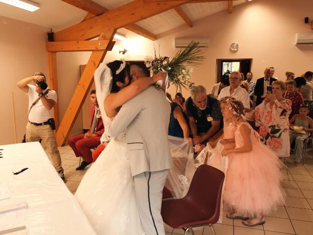 Le mariage de Mickael et Marie à Volonne, Alpes-de-Haute-Provence 26