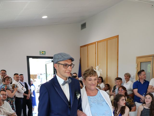 Le mariage de Jeremy et Emeline à Saint-Célerin, Sarthe 16