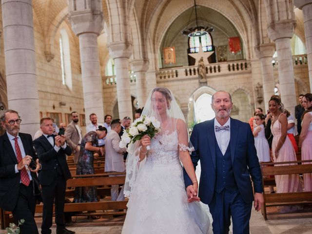 Le mariage de Benoît et Laurène à Beaulieu-sur-Loire, Loiret 24