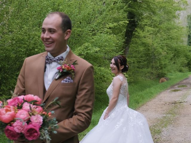 Le mariage de Émilien et Lucie à Oussières, Jura 13