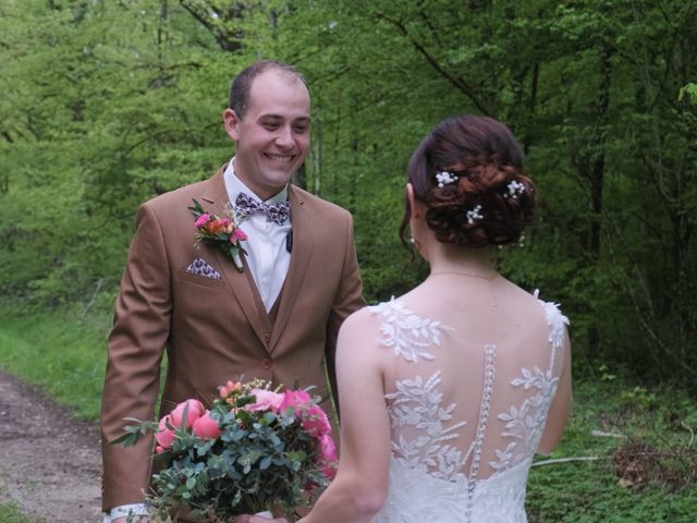 Le mariage de Émilien et Lucie à Oussières, Jura 15