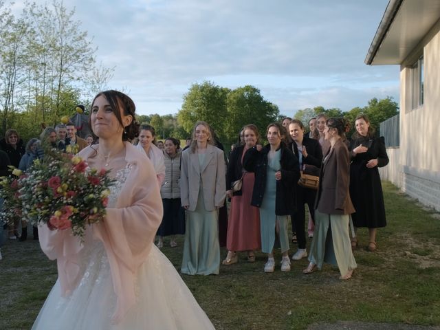 Le mariage de Émilien et Lucie à Oussières, Jura 29