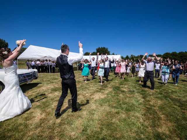 Le mariage de Maxime et Laura à Bressuire, Deux-Sèvres 2