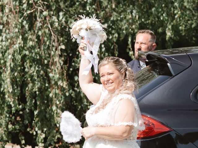 Le mariage de Stephane et Vanessa à Floing, Ardennes 12