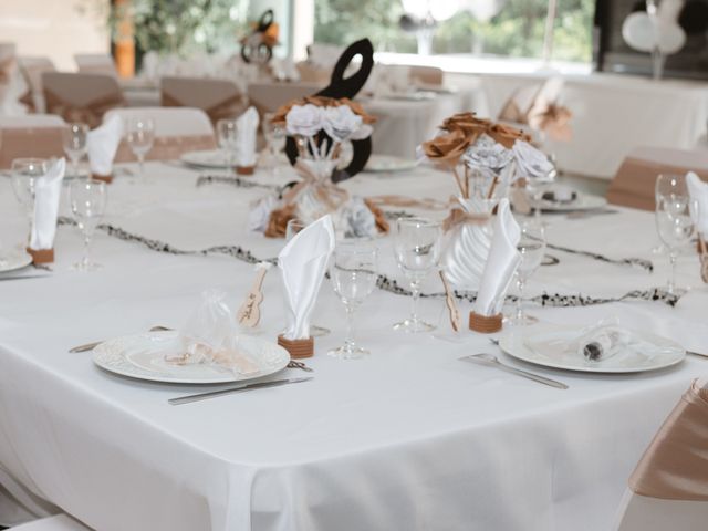 Le mariage de Stephane et Vanessa à Floing, Ardennes 18