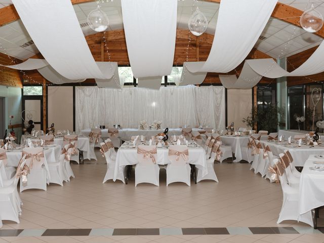 Le mariage de Stephane et Vanessa à Floing, Ardennes 2