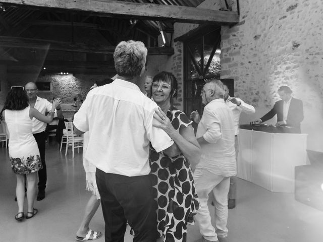 Le mariage de Jeremy et Adeline à Villenauxe-la-grande, Aube 62
