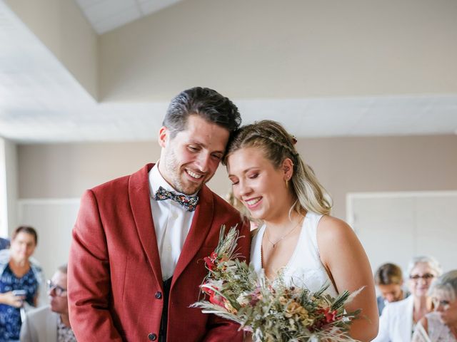 Le mariage de Valentin et Amélie à Sainte-Colombe-de-Villeneuve, Lot-et-Garonne 1