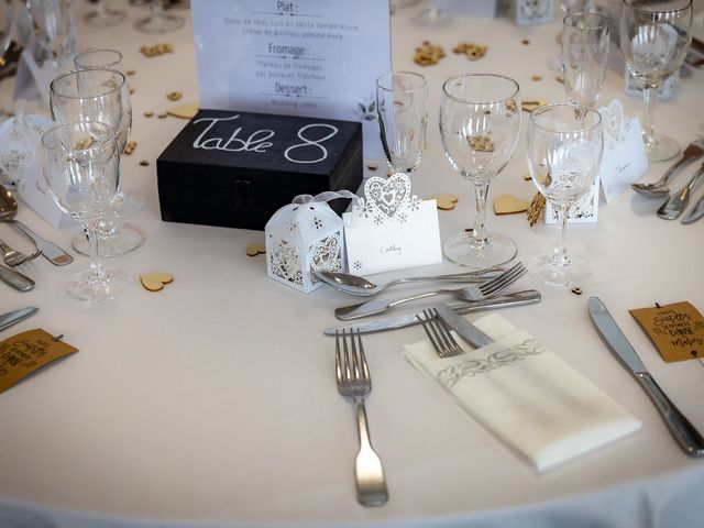 Le mariage de Corentin et Marie à Saint-Caprais, Allier 8