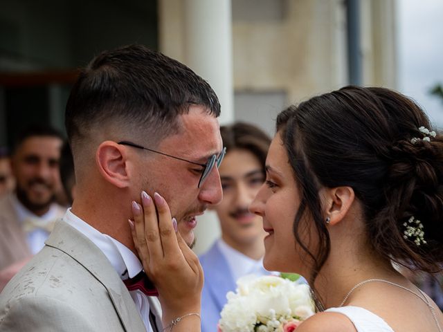 Le mariage de Corentin et Marie à Saint-Caprais, Allier 33