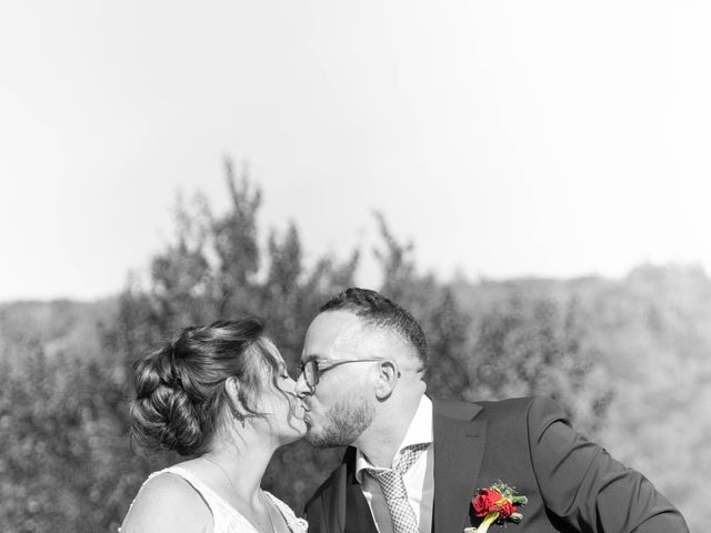 Le mariage de Nicolas et Gwenaëlle à Quintal, Haute-Savoie 3