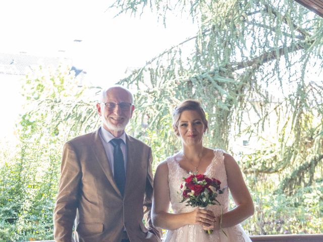 Le mariage de Nicolas et Gwenaëlle à Quintal, Haute-Savoie 17