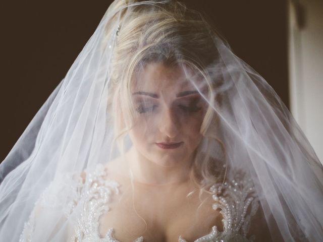 Le mariage de Aziz et Amandine à Vernon, Eure 36