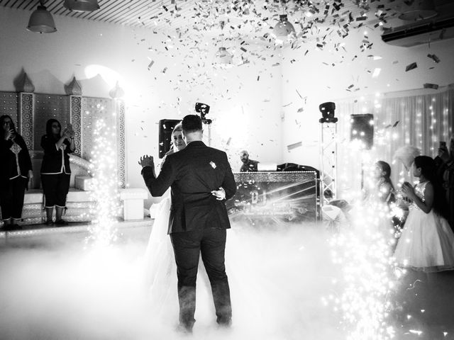 Le mariage de Aziz et Amandine à Vernon, Eure 41