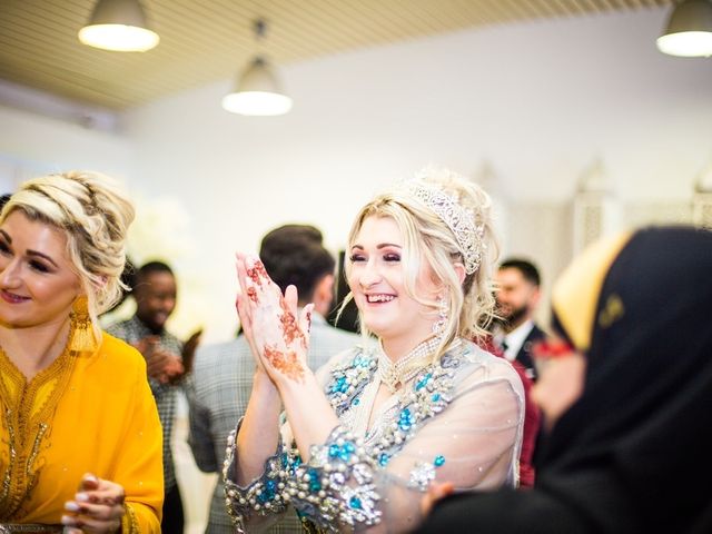 Le mariage de Aziz et Amandine à Vernon, Eure 46