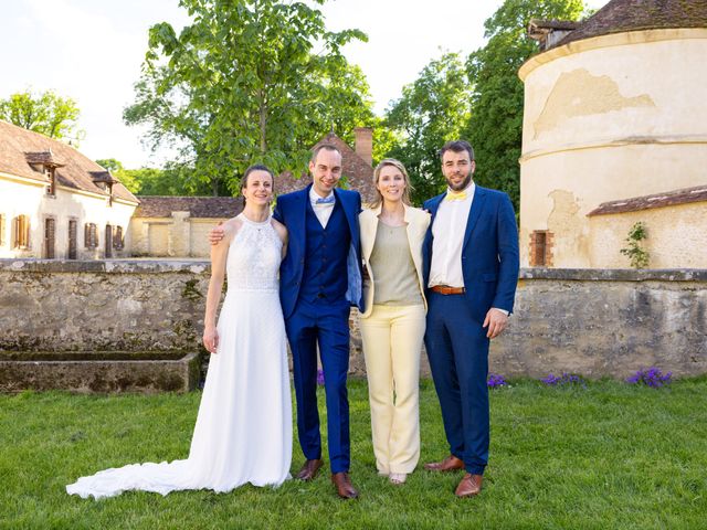 Le mariage de Bruno et Delphine à Fouchères, Aube 77