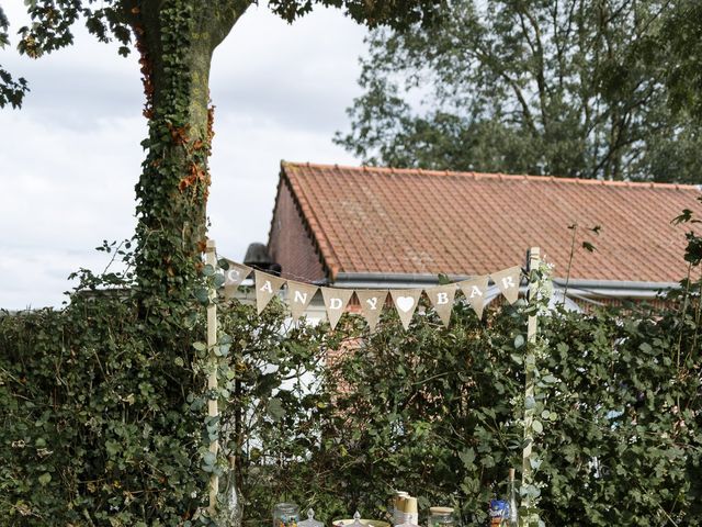 Le mariage de Laurie et David à Aire-sur-la-Lys, Pas-de-Calais 12