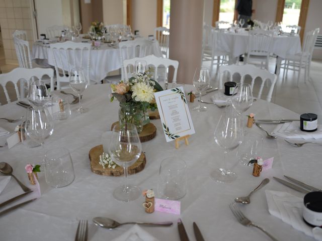 Le mariage de Matthieu et Syrah  à Courlaoux, Jura 2