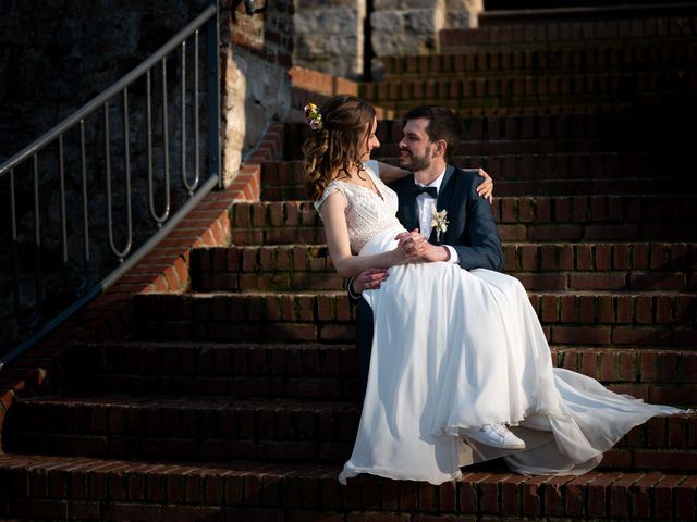 Le mariage de Jason et Liza à Artres, Nord 6