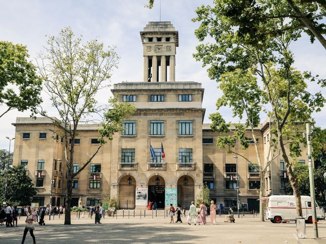 Le mariage de Alexandre et Laura à Montreuil, Seine-Saint-Denis 37