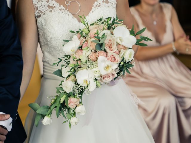 Le mariage de Alexandre et Laura à Montreuil, Seine-Saint-Denis 52