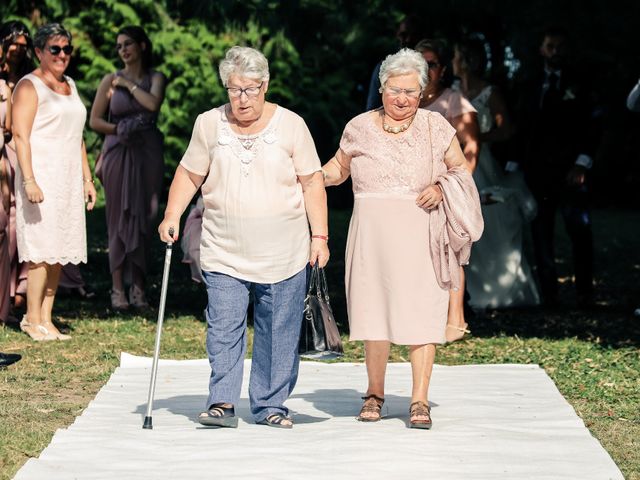 Le mariage de Alexandre et Laura à Montreuil, Seine-Saint-Denis 69