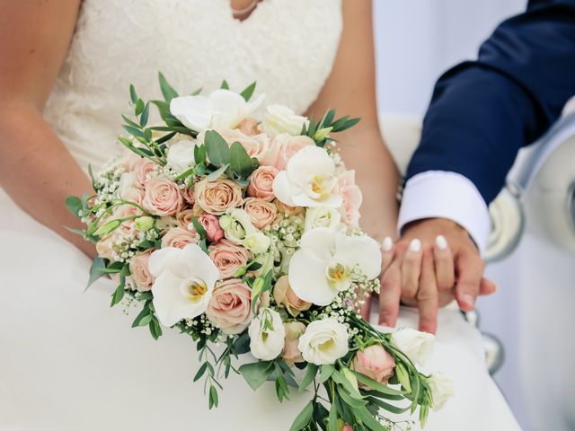 Le mariage de Alexandre et Laura à Montreuil, Seine-Saint-Denis 78