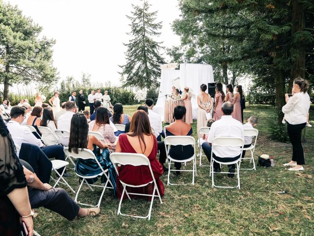 Le mariage de Alexandre et Laura à Montreuil, Seine-Saint-Denis 83