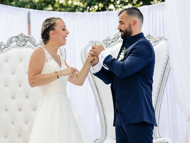 Le mariage de Alexandre et Laura à Montreuil, Seine-Saint-Denis 108