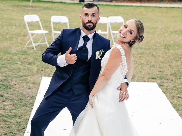 Le mariage de Alexandre et Laura à Montreuil, Seine-Saint-Denis 165