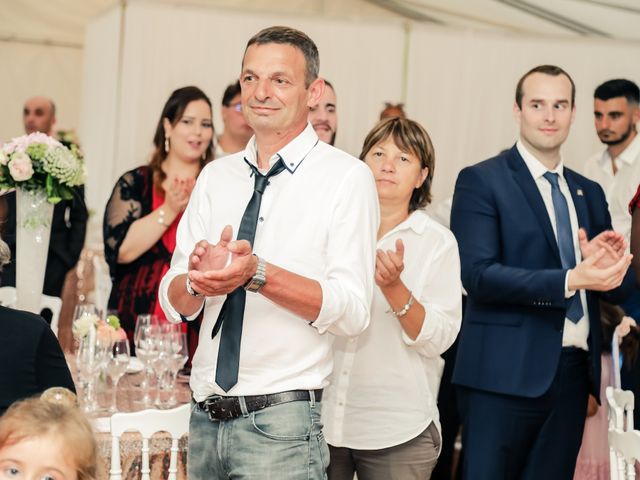 Le mariage de Alexandre et Laura à Montreuil, Seine-Saint-Denis 171