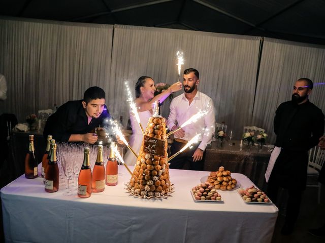 Le mariage de Alexandre et Laura à Montreuil, Seine-Saint-Denis 194