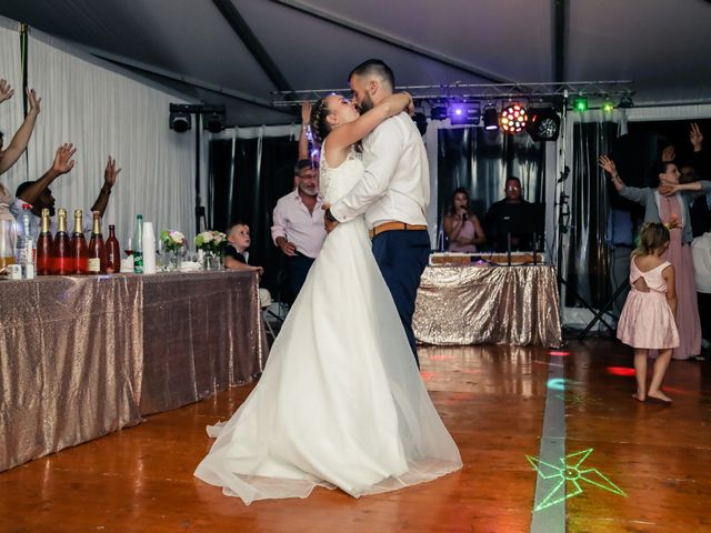 Le mariage de Alexandre et Laura à Montreuil, Seine-Saint-Denis 199