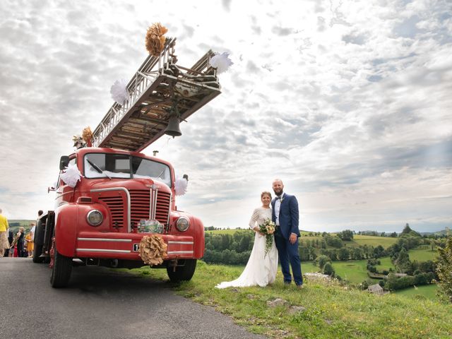 Le mariage de Valentin et Charlotte à Laguiole, Aveyron 19