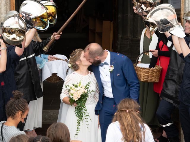 Le mariage de Valentin et Charlotte à Laguiole, Aveyron 32