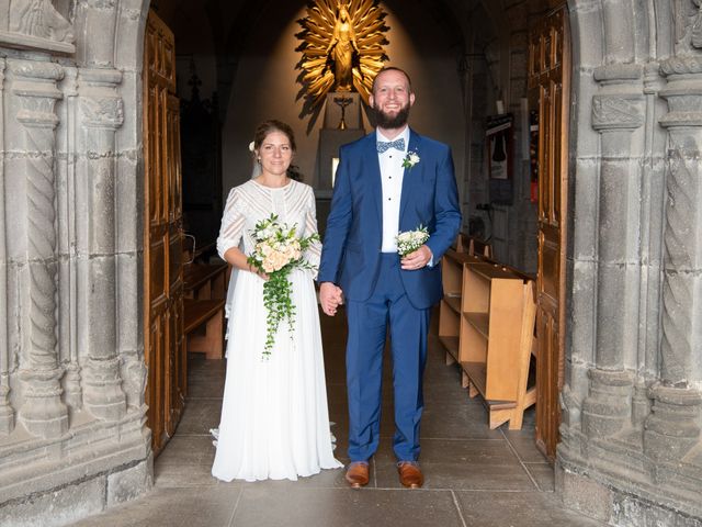 Le mariage de Valentin et Charlotte à Laguiole, Aveyron 33