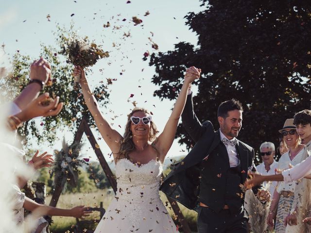 Le mariage de Floriane et Julien à Saint-Romain-d'Ay, Ardèche 10