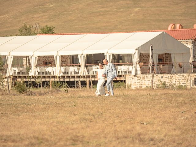 Le mariage de Vincent et Sophie à Cussac-sur-Loire, Haute-Loire 4