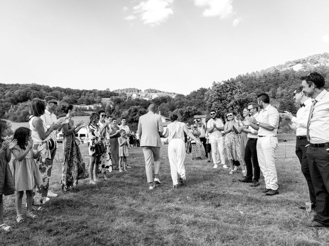 Le mariage de Vincent et Sophie à Cussac-sur-Loire, Haute-Loire 9