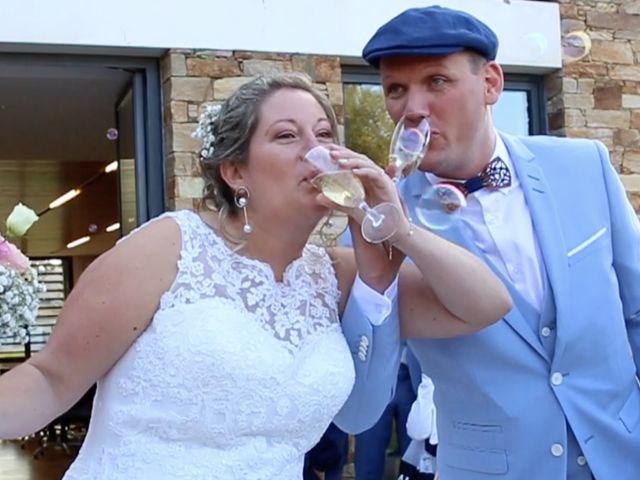 Le mariage de Anthony et Anne à Les Clouzeaux, Vendée 7