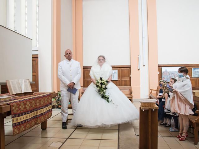 Le mariage de Bruno et Sophie à Saint-Julien-l&apos;Ars, Vienne 17
