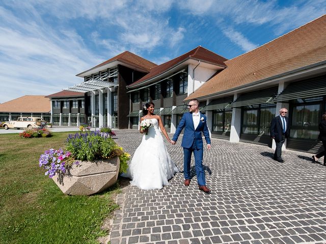 Le mariage de Antony et Sophie à Saint-Pierre-du-Perray, Essonne 37