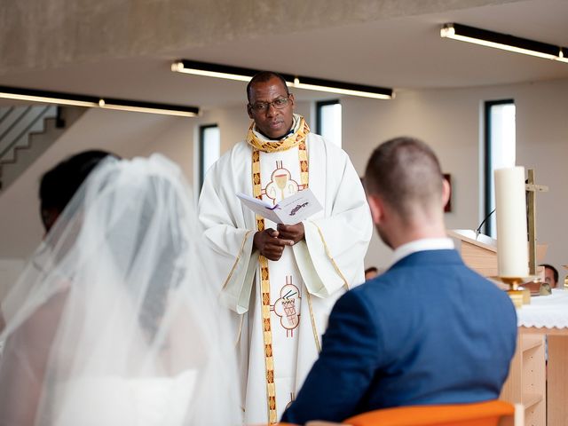 Le mariage de Antony et Sophie à Saint-Pierre-du-Perray, Essonne 49